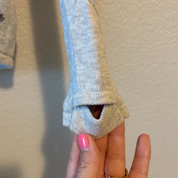 Lululemon Still Movement Gray V-Neck Sweater - Picture 3 of 4